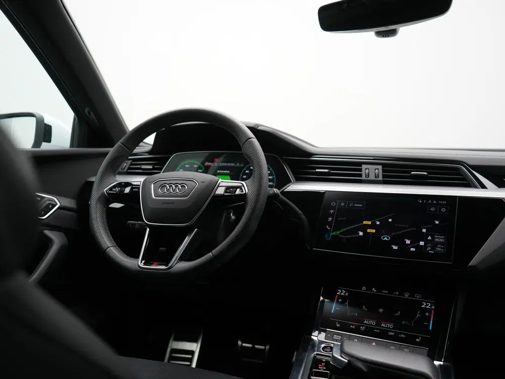 Audi Q8 e-tron 55 quattro S Line 114 kWh Dealer O.H uit 2023, foto 9