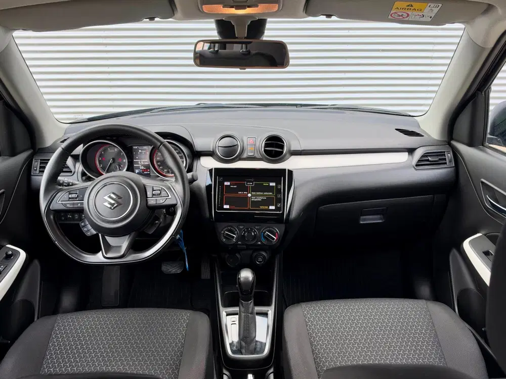 Suzuki Swift 1.2 Select Smart Hybrid uit 2023, foto 6