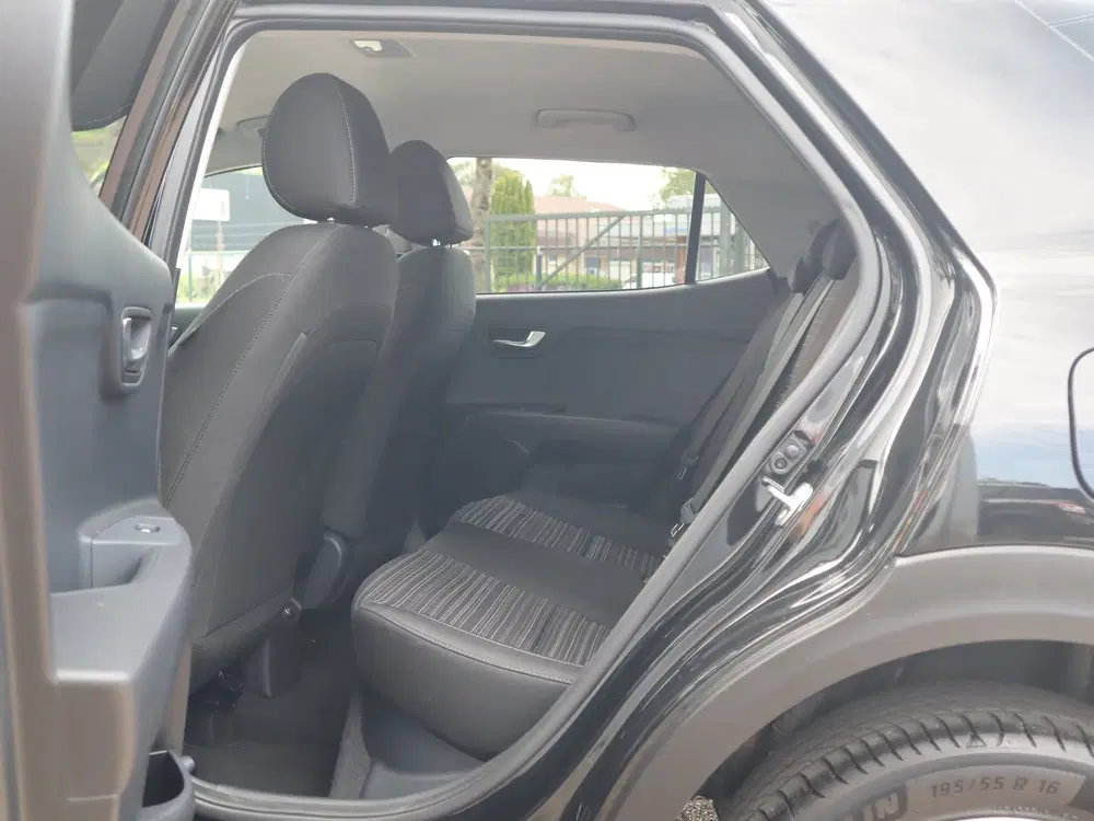Kia Stonic 1.0 T-GDi MHEV DynamicPlusLine uit 2025, foto 13