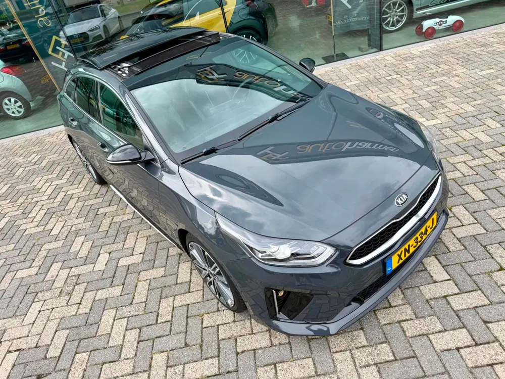 Kia ProCeed 1.4 T-GDI GT-PlusLine uit 2019, foto 12