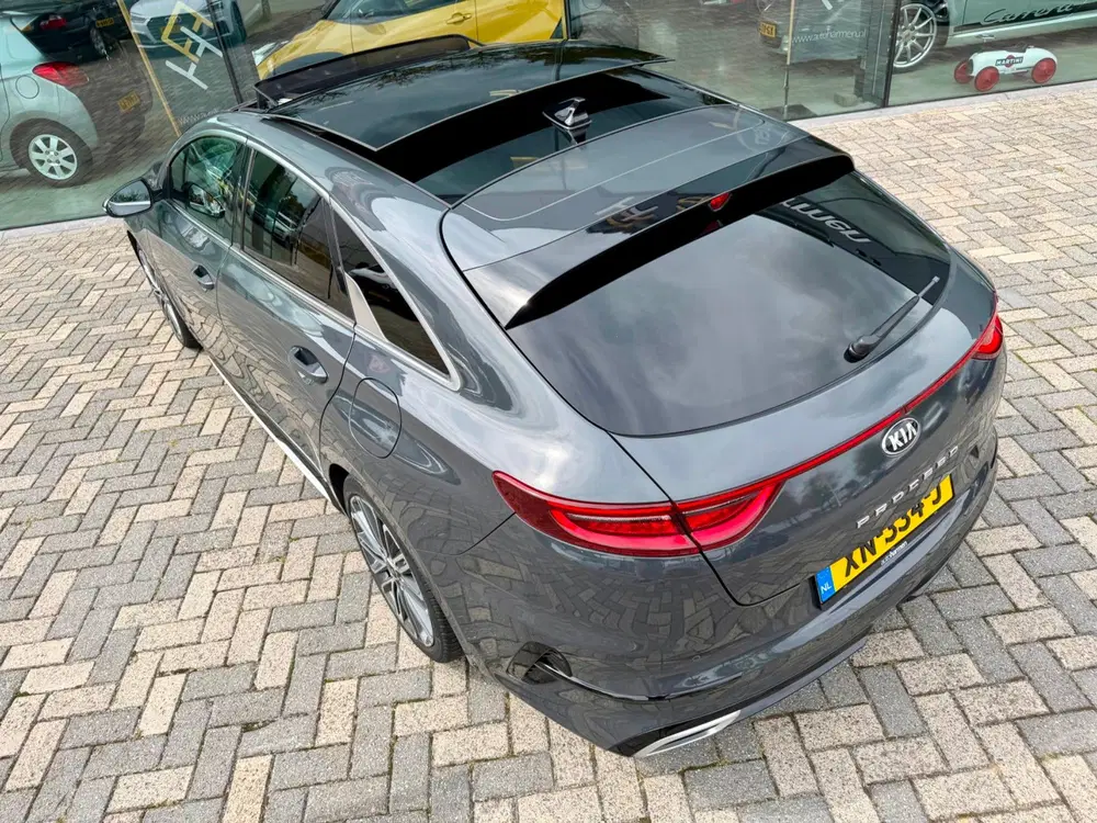 Kia ProCeed 1.4 T-GDI GT-PlusLine uit 2019, foto 13