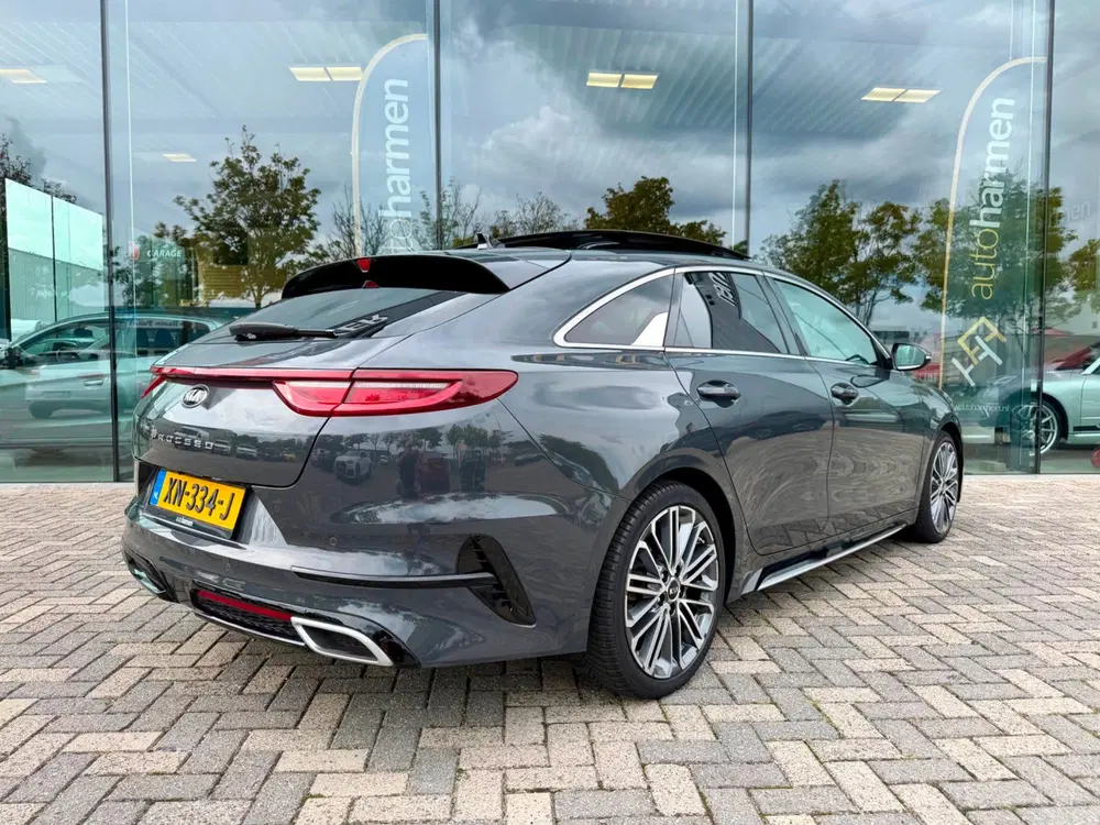 Kia ProCeed 1.4 T-GDI GT-PlusLine uit 2019, foto 2