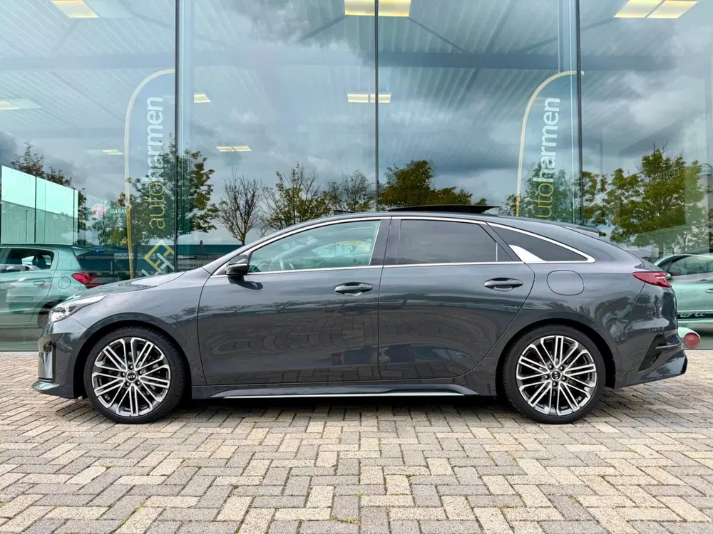 Kia ProCeed 1.4 T-GDI GT-PlusLine uit 2019, foto 6