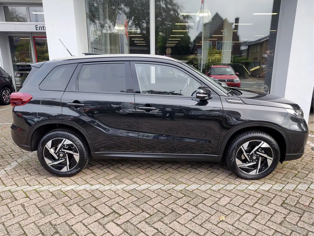 Suzuki Vitara 1.4 BOOSTERJET STYLE SMART HYBRID Dodehoek uit 2025, foto 6