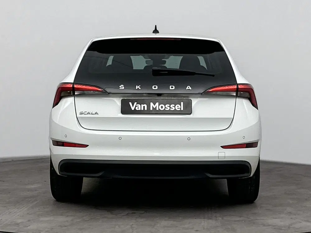 Skoda Scala 1.0 TSI Ambition 110PK uit 2022, foto 3