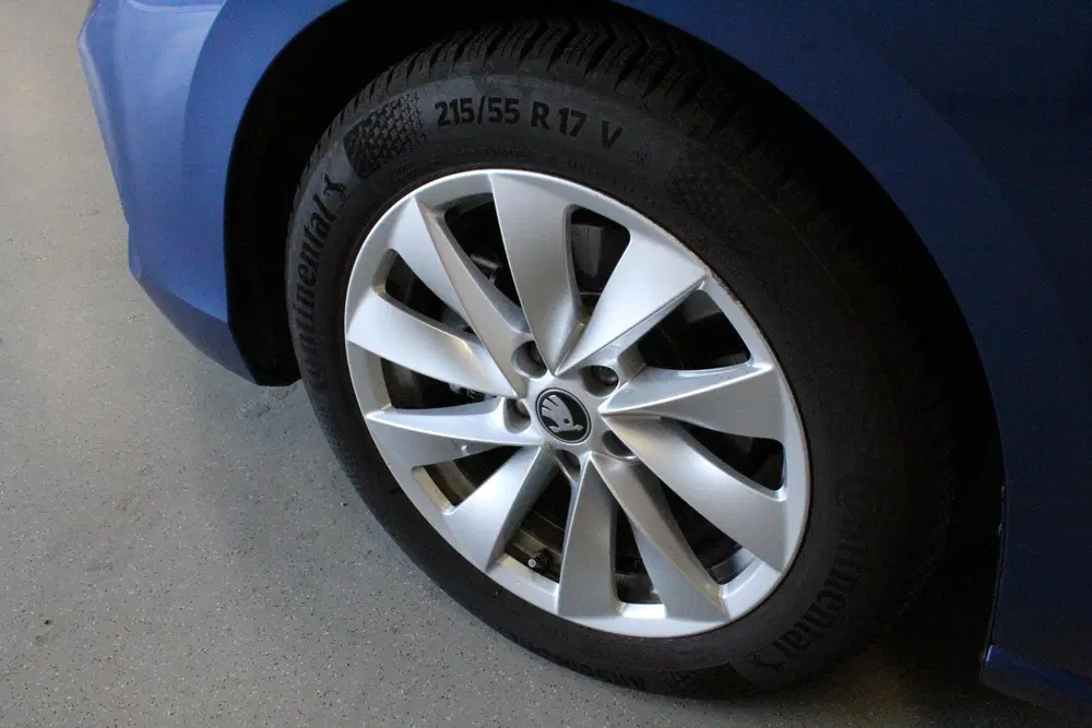 Skoda Superb 1.5 TSI MHEV Business Edition uit 2025, foto 4