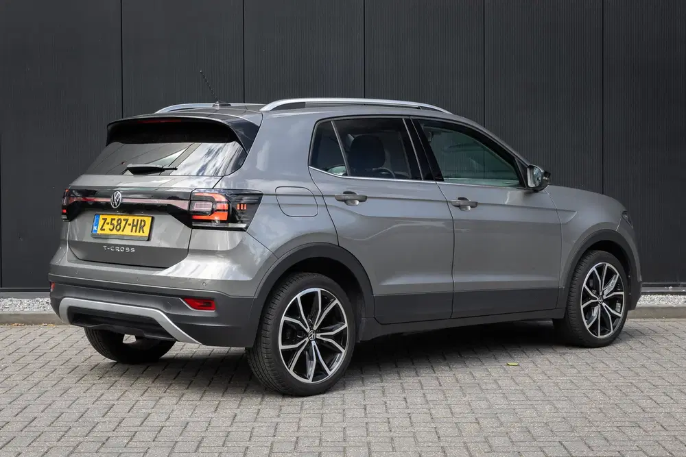 Volkswagen T-Cross 1.5 TSI Style uit 2021, foto 2