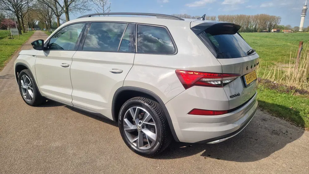 Skoda Kodiaq 1.5 TSI Sportline Business uit 2023, foto 3