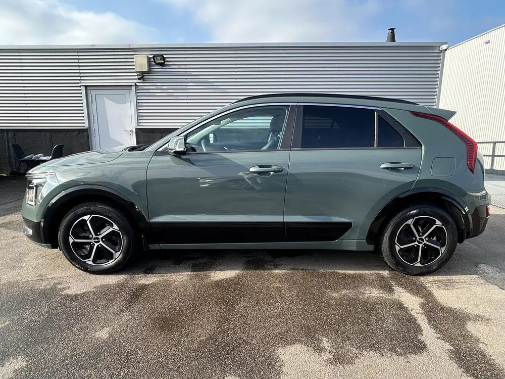Kia Niro 1.6 GDi Hybrid DynamicPlusLine Schuif uit 2023, foto 2