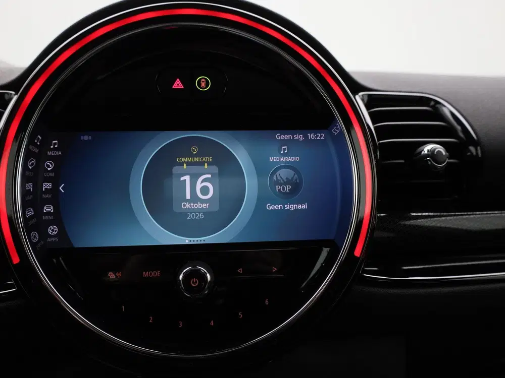 Mini Clubman 1.5 Cooper Classic uit 2023, foto 15