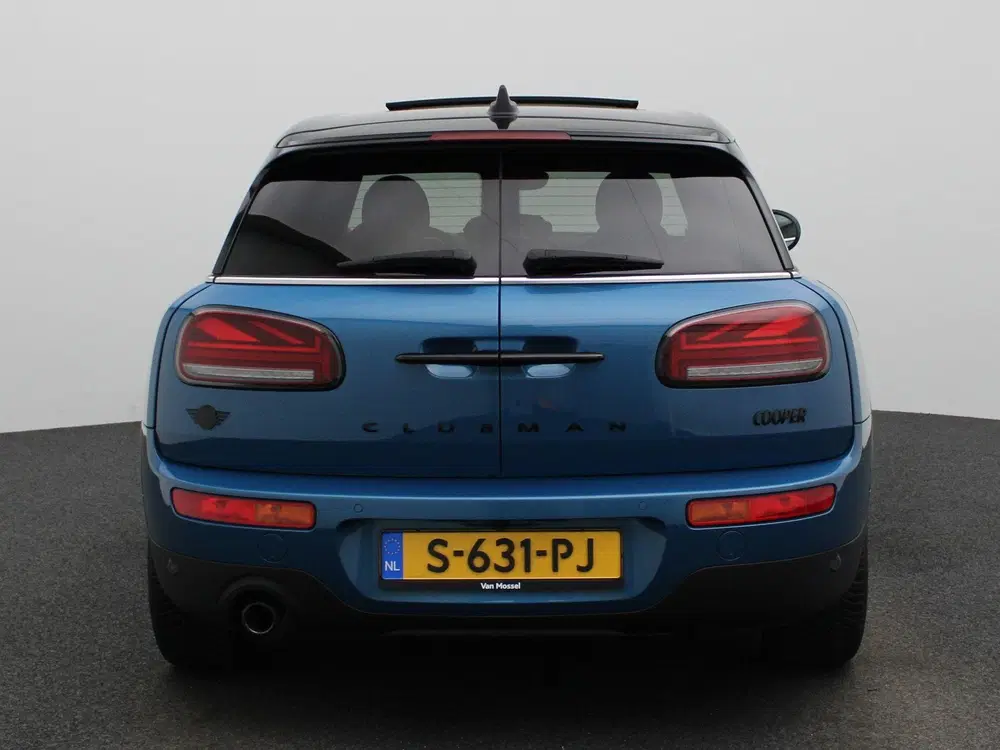 Mini Clubman 1.5 Cooper Classic uit 2023, foto 5