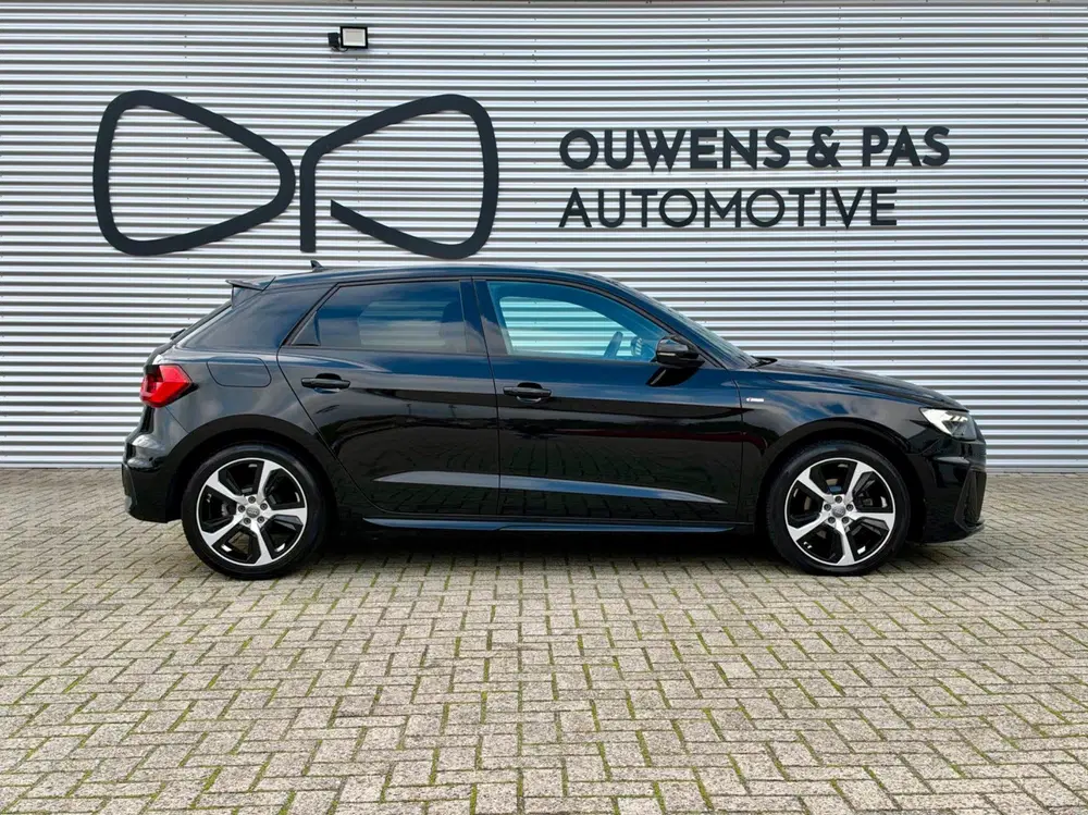 Audi A1 35 TFSI Pro Line S LINE uit 2020, foto 10