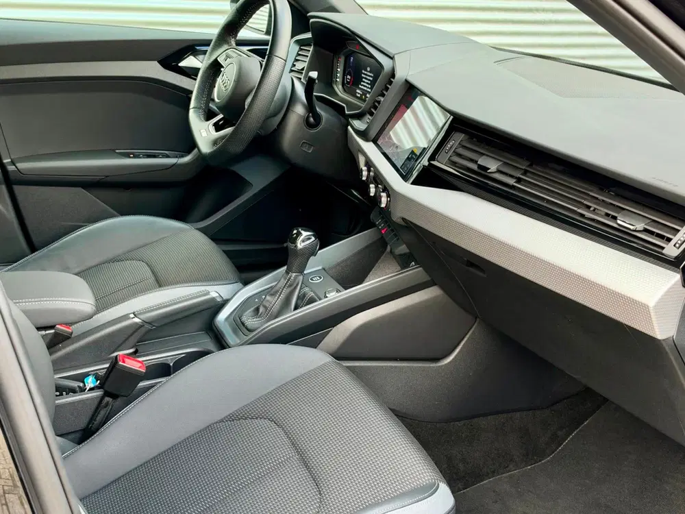 Audi A1 35 TFSI Pro Line S LINE uit 2020, foto 11