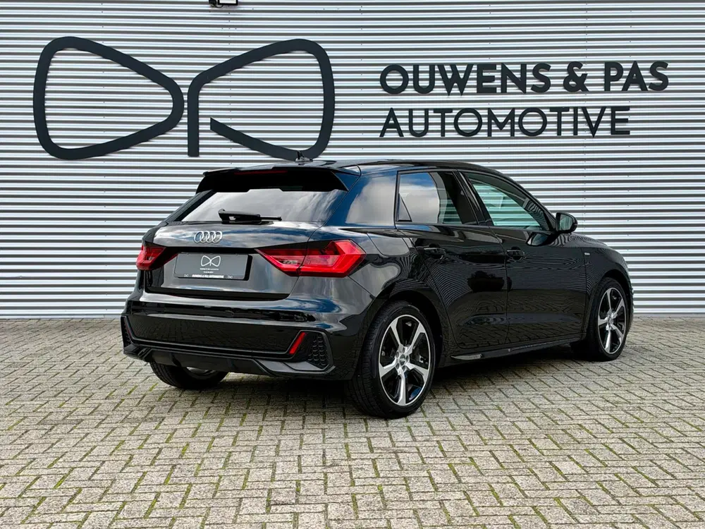 Audi A1 35 TFSI Pro Line S LINE uit 2020, foto 9