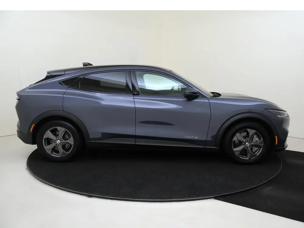 Ford Mustang Mach-E RWD 75 kWh Technology plus pakket uit 2021, foto 9