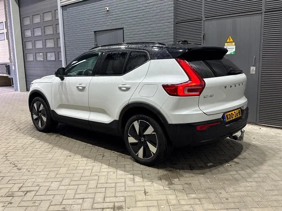 Volvo XC40 Single Motor Extened Range Core uit 2025, foto 3