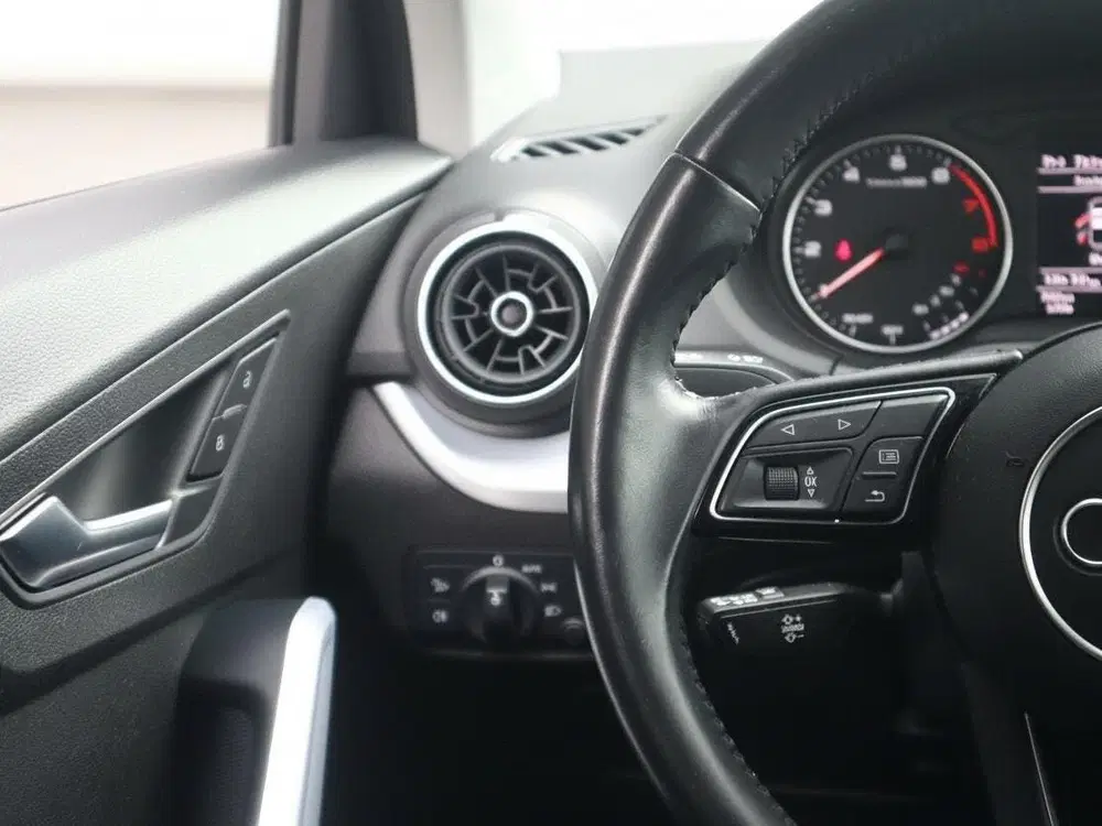 Audi Q2 30 TFSI Design Pro Line Plus uit 2019, foto 13