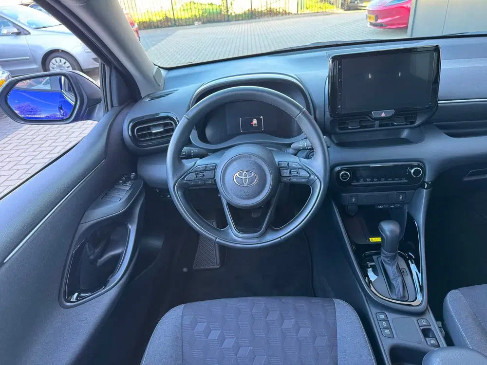 Toyota Yaris 1.5 Hybrid 115 Dynamic uit 2025, foto 3