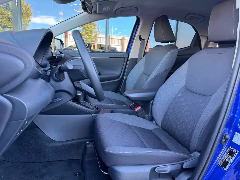 Toyota Yaris 1.5 Hybrid 115 Dynamic uit 2025, foto 4