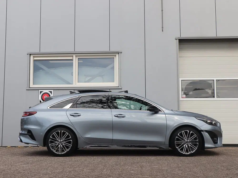 Kia ProCeed 1.5 T-GDi GT-PlusLine uit 2024, foto 4