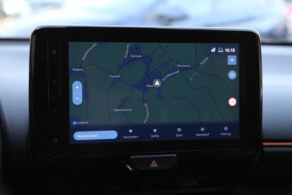 Toyota Yaris Cross 1.5 Hybrid Dynamic Bi-Tone Navi Camera AC uit 2023, foto 8