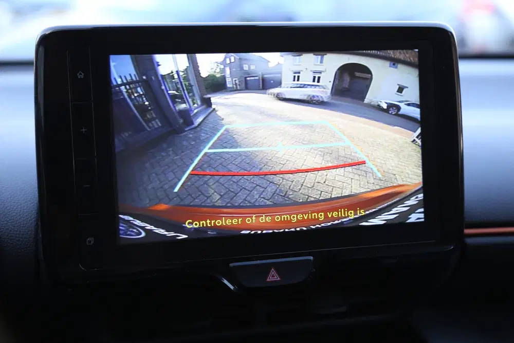 Toyota Yaris Cross 1.5 Hybrid Dynamic Bi-Tone Navi Camera AC uit 2023, foto 9