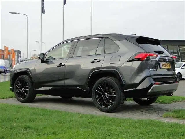 Toyota RAV 4 2.5 Hybrid Style JBL WinterPack All-season uit 2025, foto 2