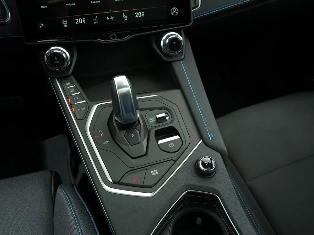 Lynk & Co 01 1.5 PLUG-IN HYBRID 261PK AUT7 SOH 96 uit 2024, foto 10