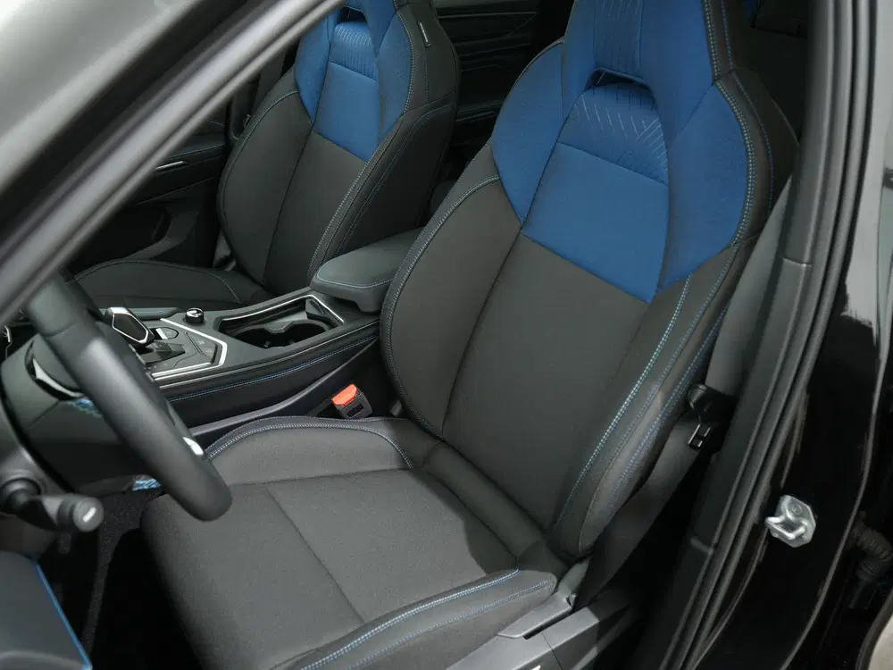Lynk & Co 01 1.5 PLUG-IN HYBRID 261PK AUT7 SOH 96 uit 2024, foto 4