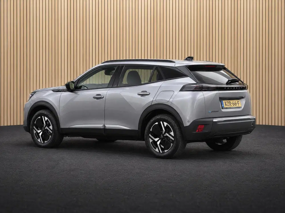 Peugeot 2008 EV Allure Pack 50 kWh uit 2025, foto 2