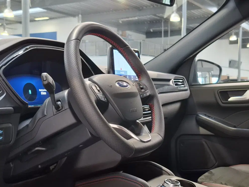 Ford Kuga 2.5 PHEV 225 pk ST-Line X uit 2023, foto 12