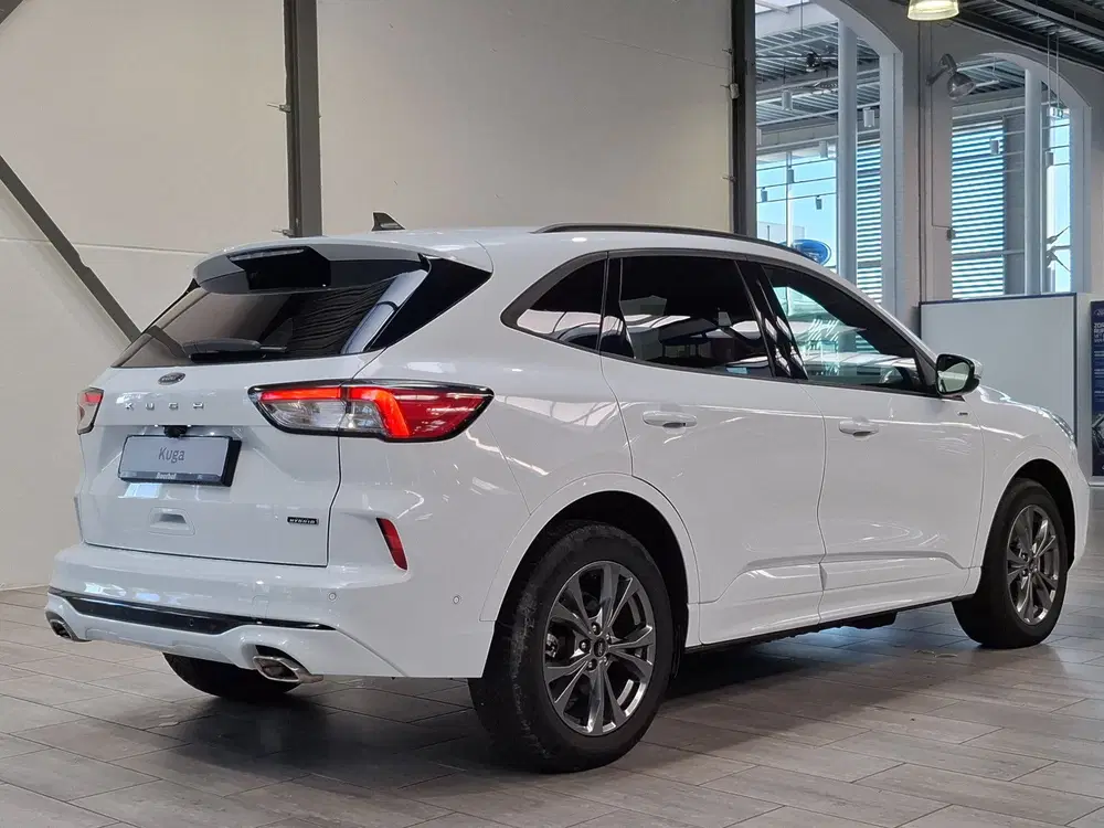 Ford Kuga 2.5 PHEV 225 pk ST-Line X uit 2023, foto 5