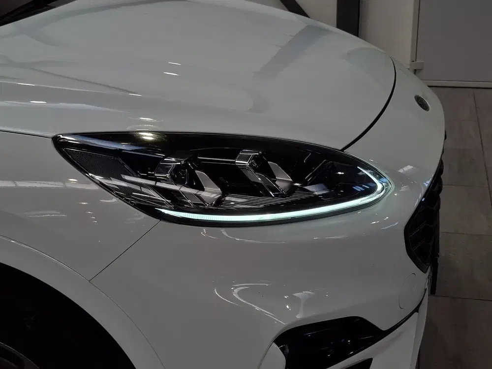 Ford Kuga 2.5 PHEV 225 pk ST-Line X uit 2023, foto 9