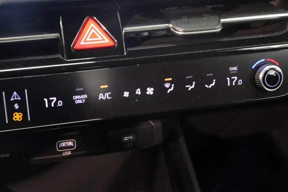 Kia Niro DynamicLine 64.8 kWh uit 2022, foto 14