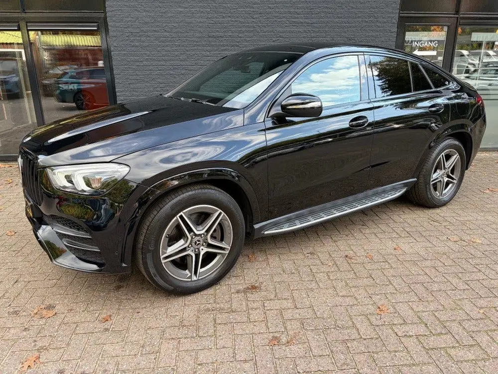 Mercedes-Benz GLE 350 E 4MATIC AMG line PANO uit 2021, foto 2