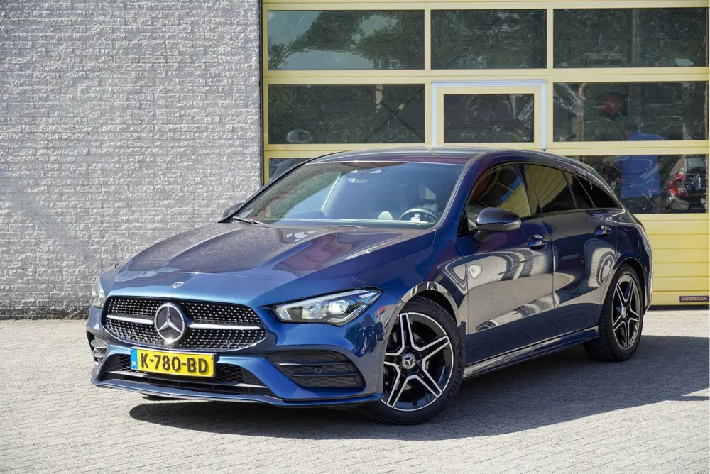 Mercedes-Benz CLA 180 Automaat AMG Bu uit 2020