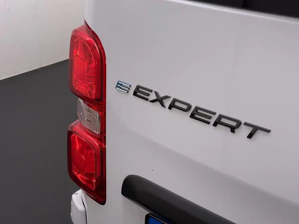 Peugeot Expert Long 75 kWh L3 9pl uit 2025, foto 9