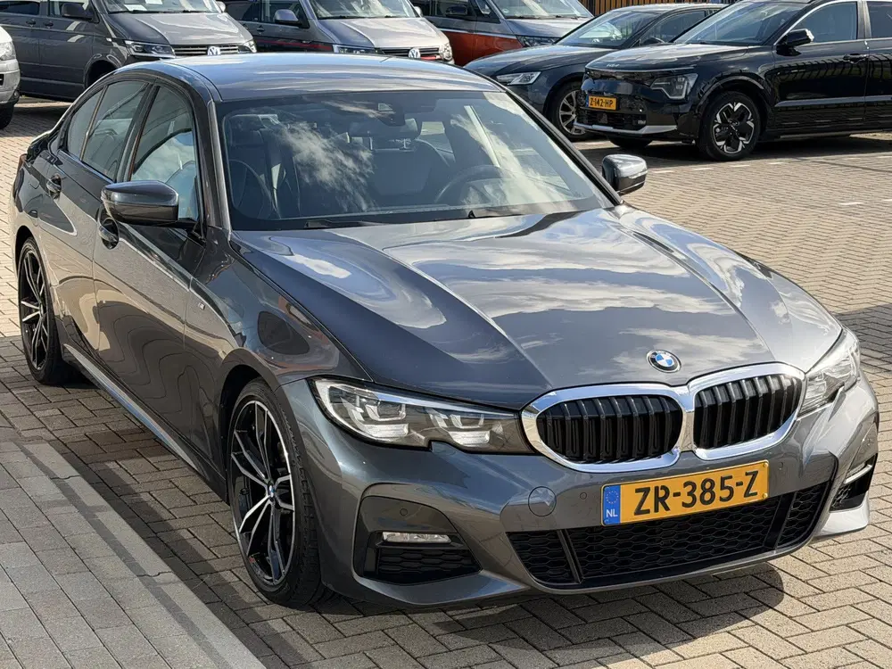BMW 3-serie 320i M-Sport uit 2019, foto 11