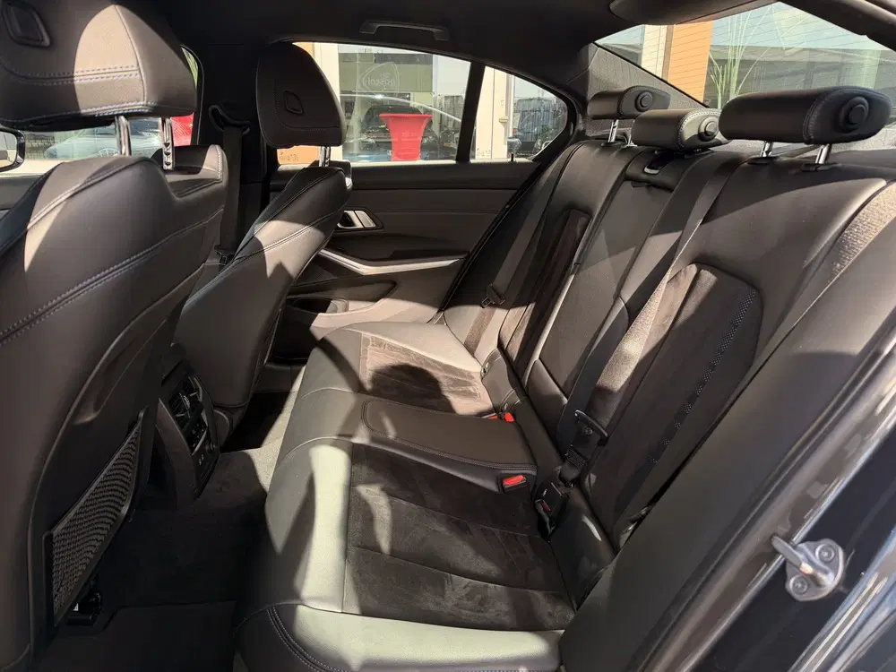 BMW 3-serie 320i M-Sport uit 2019, foto 7