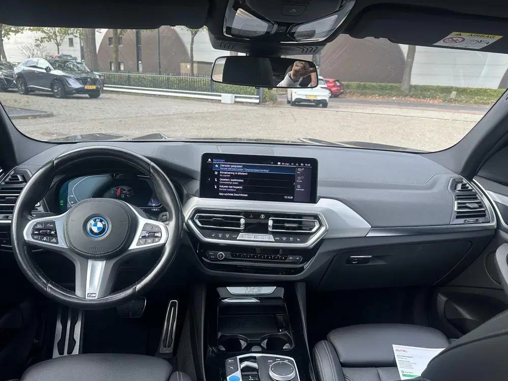 BMW iX3 Executive 80 kWh SOH 99% uit 2023, foto 13