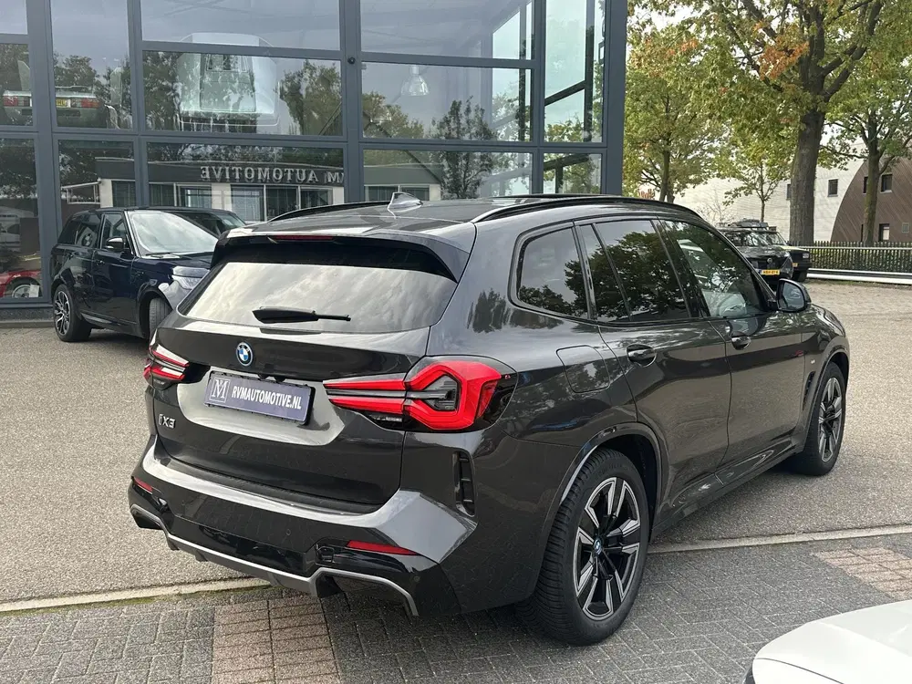 BMW iX3 Executive 80 kWh SOH 99% uit 2023, foto 4