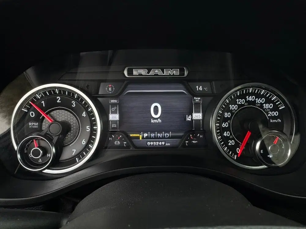 Dodge RAM LARAMIE NIGHT WIDEBODY 5.7L V8 uit 2020, foto 13