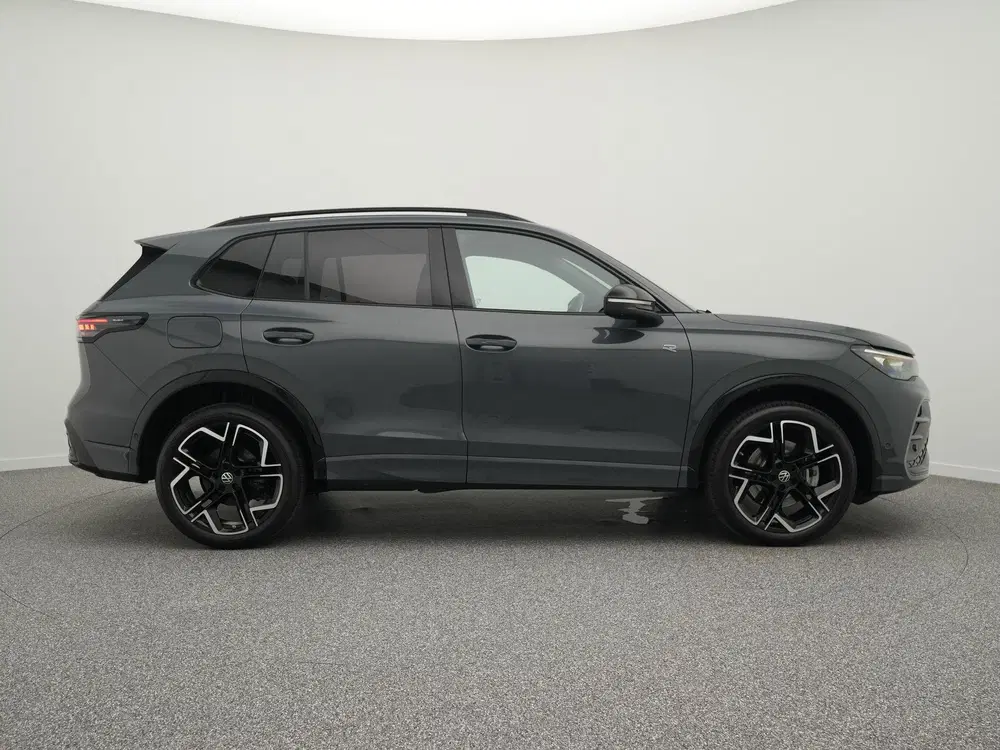 Volkswagen Tiguan R-Line 1.5 eHybrid 204 PK uit 2025, foto 13