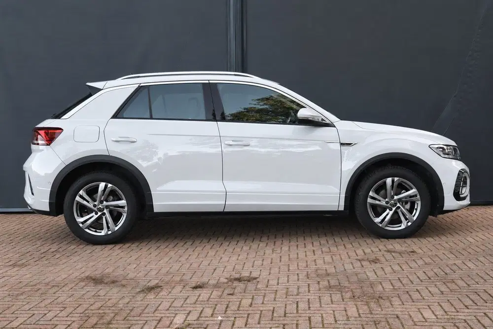 Volkswagen T-Roc 1.0TSI R-Line uit 2024, foto 6