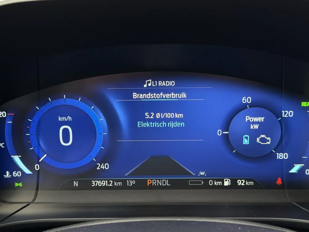 Ford Kuga 2.5 PHEV Cool & Connect Stoelverwarming uit 2023, foto 8