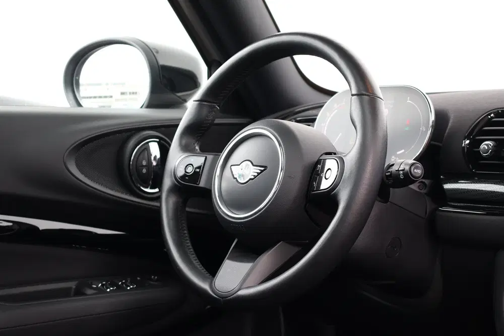 Mini Clubman 1.5 Cooper Business Edition uit 2022, foto 11