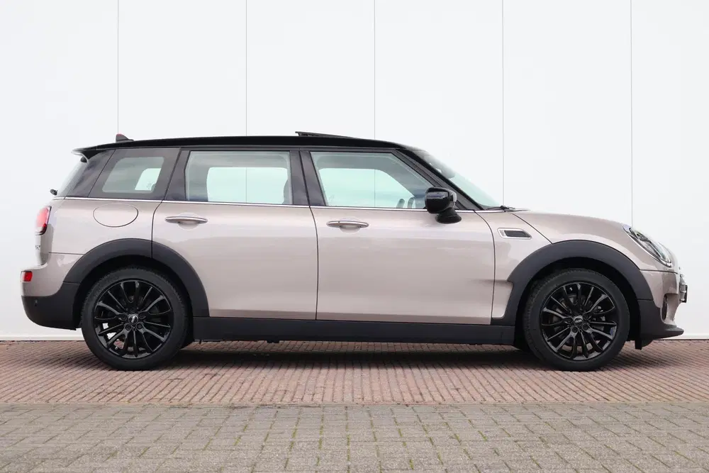 Mini Clubman 1.5 Cooper Business Edition uit 2022, foto 5