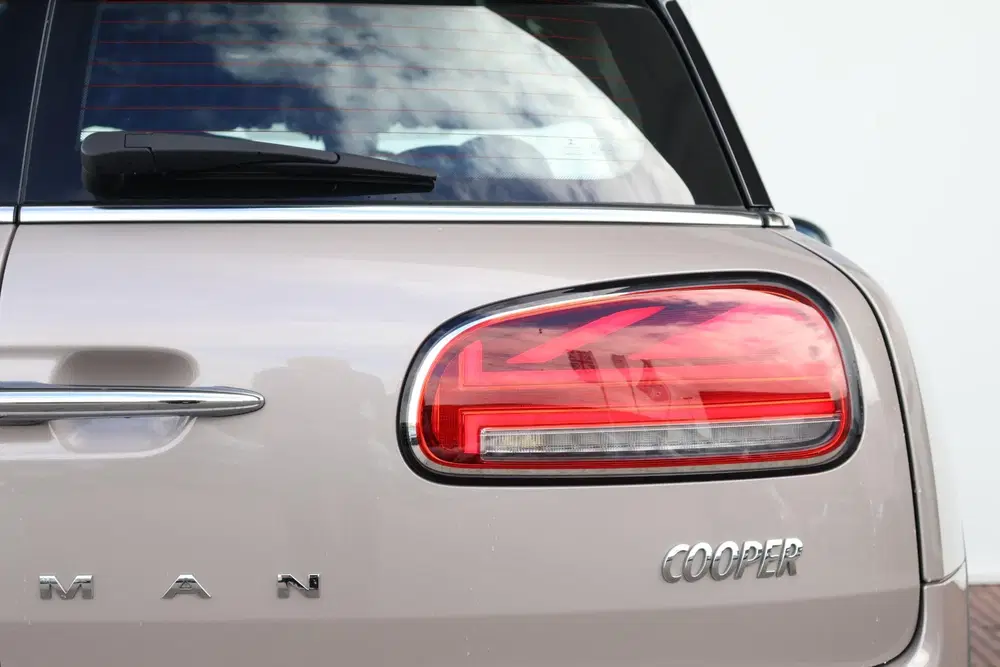Mini Clubman 1.5 Cooper Business Edition uit 2022, foto 9