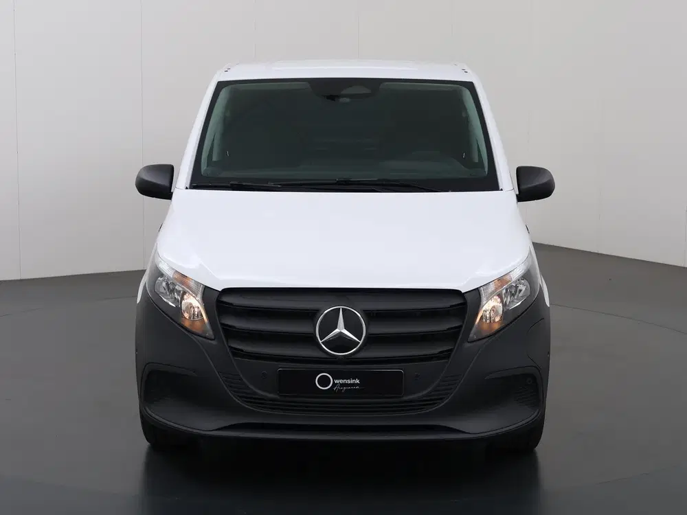 Mercedes-Benz Vito 112 Bestelwagen L2 66 kWh uit 2025, foto 3