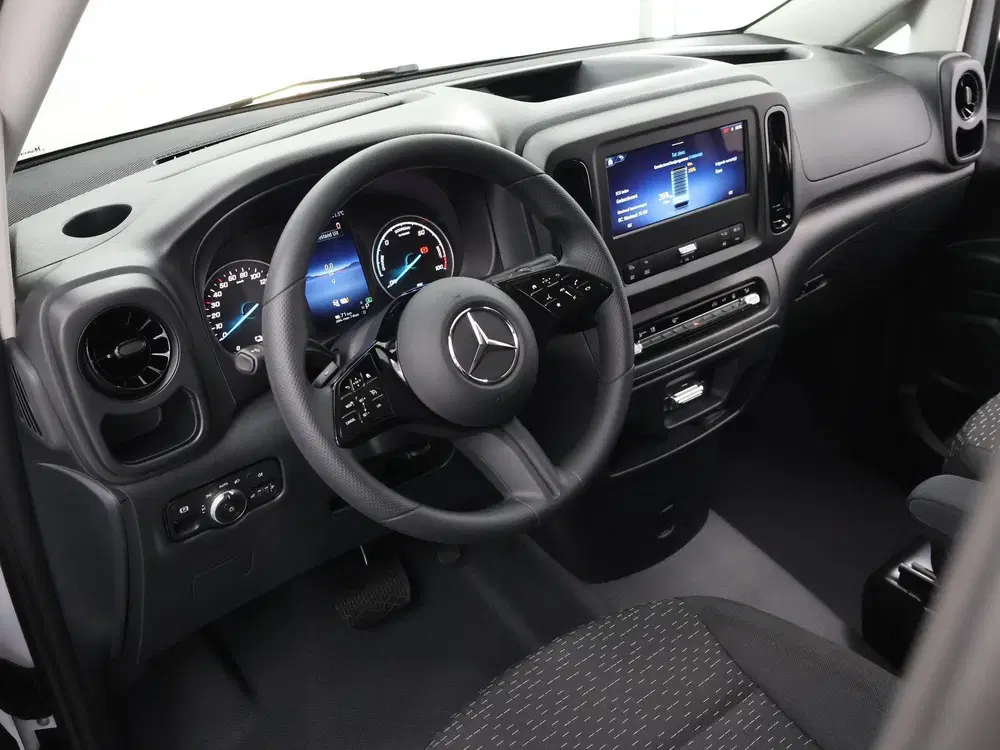 Mercedes-Benz Vito 112 Bestelwagen L2 66 kWh uit 2025, foto 7